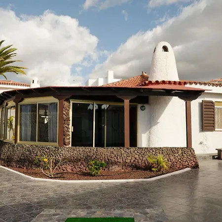 Amazing Garden With Private Pool Puerto de Santiago (Tenerife)